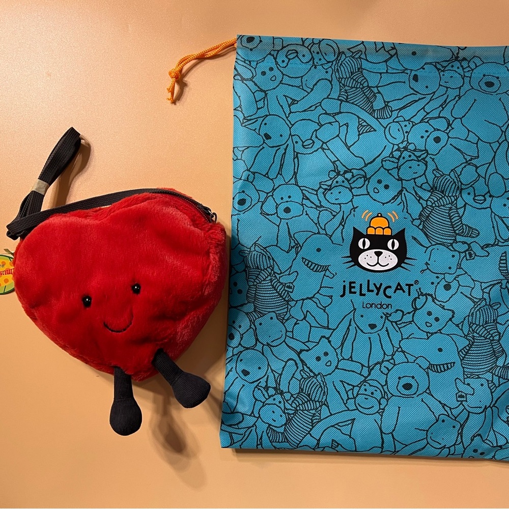 Jellycat Amuseable Heart Bag - Picture 2 of 6